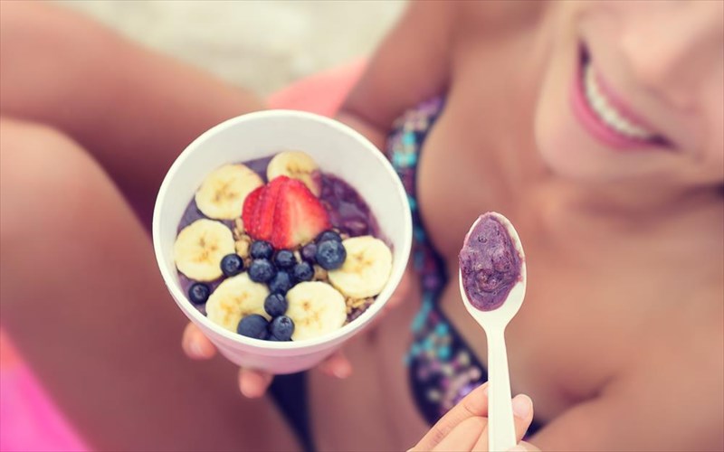 ta-pio-asfali-kai-ugieina-snak-tis-paralias