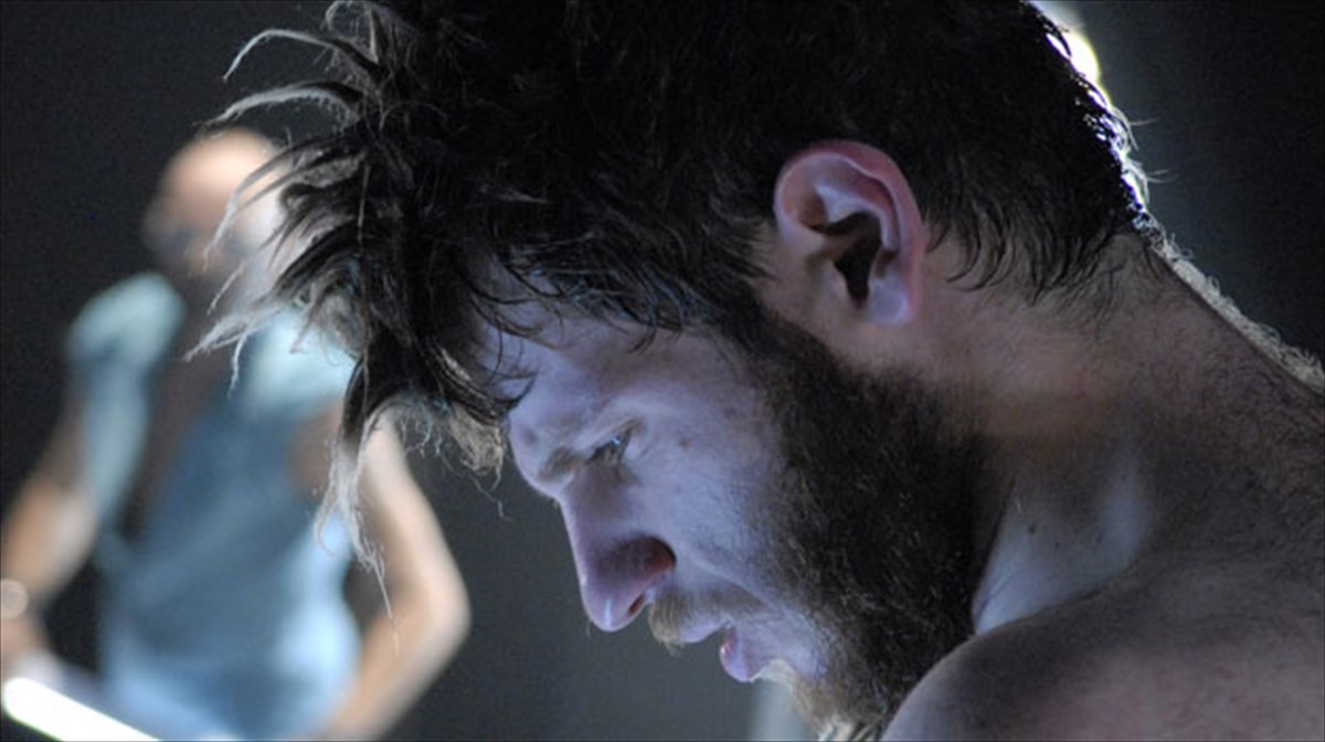 erotiki-fotia-sto-idruma-mixalis-kakogiannis