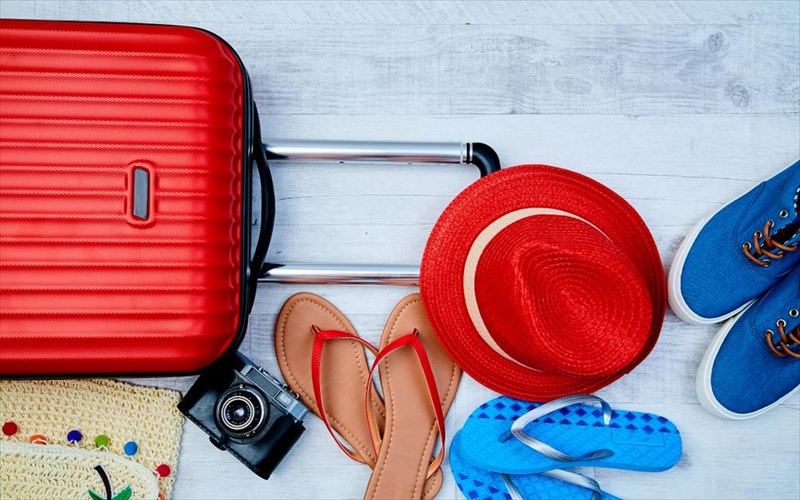 epta-dieuthunseis-gia-online-agores-stis-megaluteres-kalokairines-ekptoseis