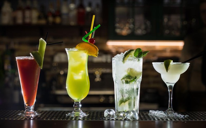 auta-einai-ta-best-selling-klasika-kokteil