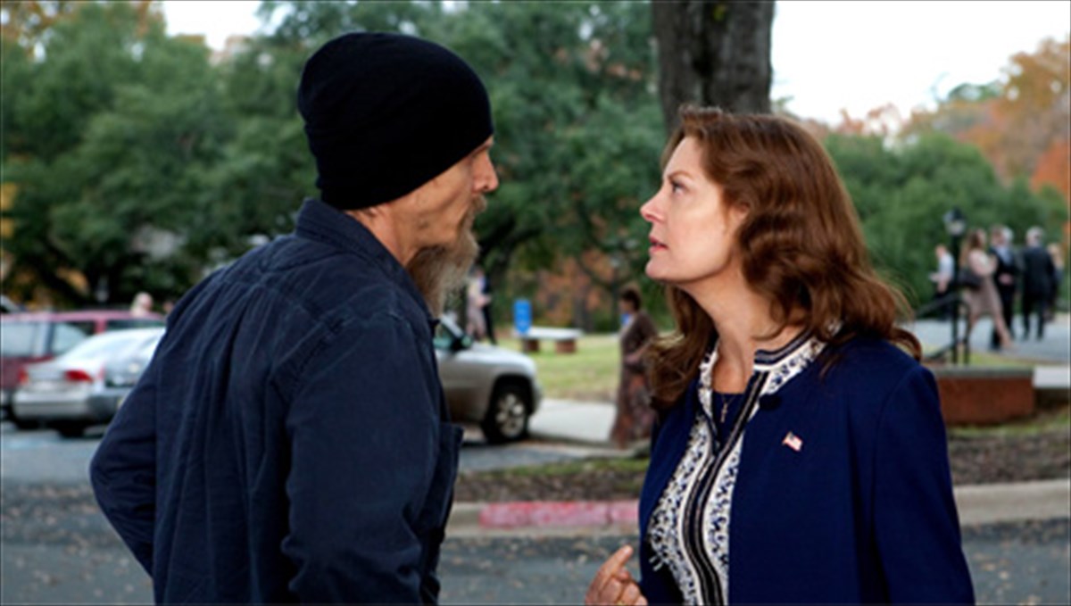 kritiki-tainiasto-karfi