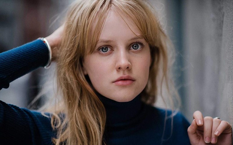 i-markella-kavenagh-tha-protagonistisei-ston-arxonta-ton-daxtulidion-tou-amazon