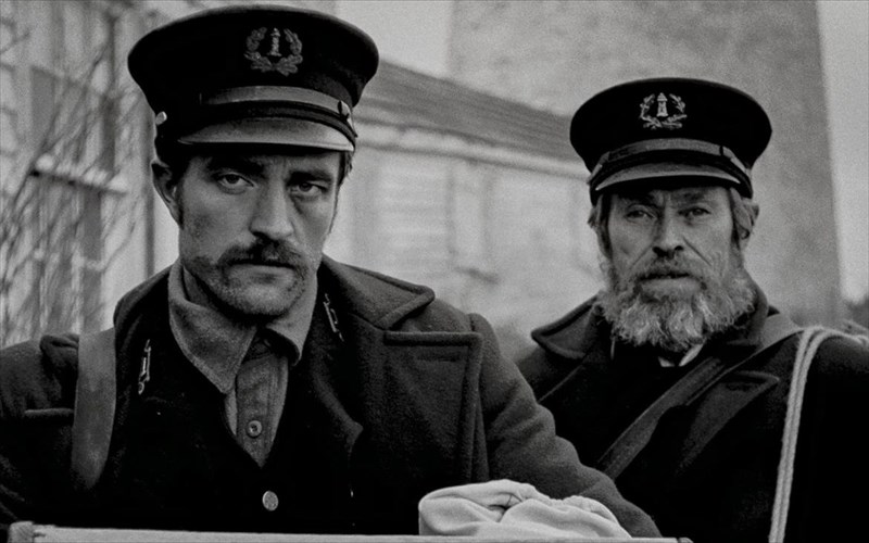 proto-treiler-gia-to-the-lighthouse-me-tous-robert-pattinson-kai-willem-dafoe