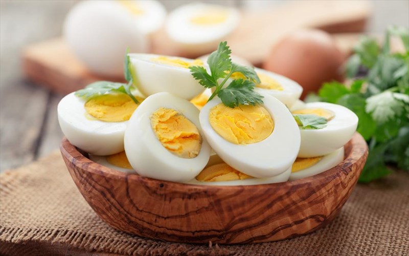 oi-pente-kaluteres-trofes-epeita-apo-ksenuxti