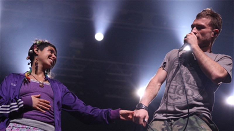 o-magos-tou-beat-box-dub-fx-ksana-stin-ellada