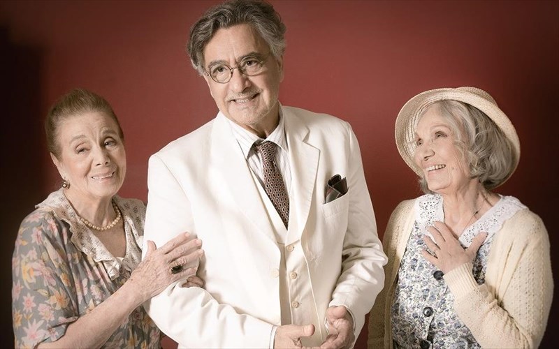 roussea-malikenzou-galanos-stis-falaines-tou-augoustou