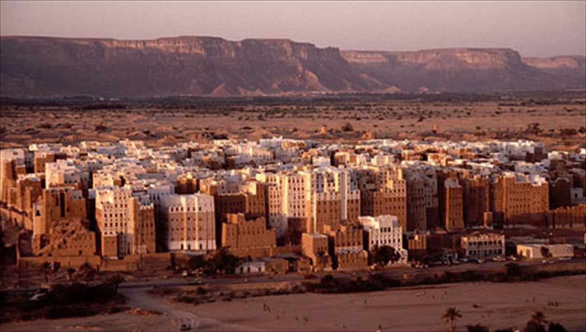 oi-pio-problimatikes-oikonomies-tou-kosmou-ektos-apo-ti-diki-mas