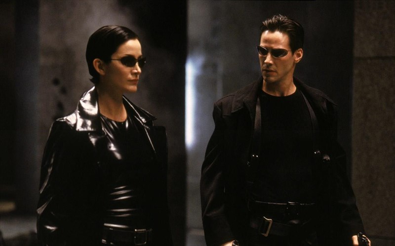 epanekkinisi-sto-matrix-me-keanu-reeves-kai-carrie-anne-moss