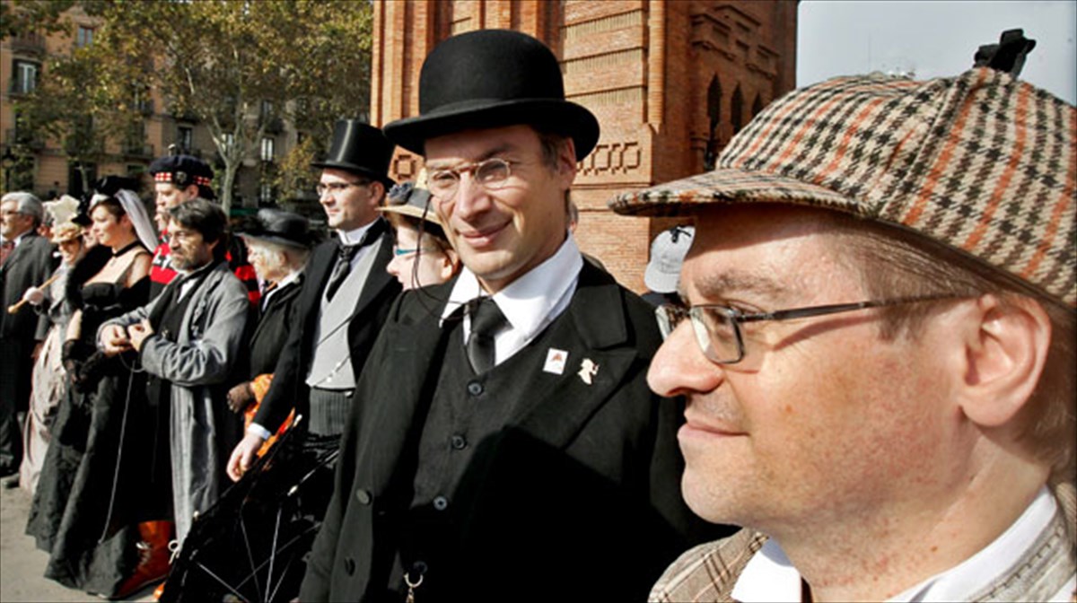 ianepisimi-biografia-tou-serlok-xolms