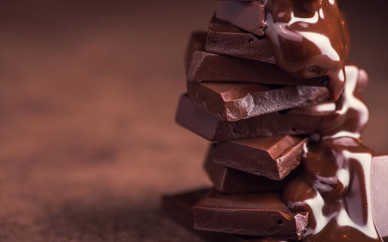 ena-festibal-sokolatas-etoimazetai-to-fthinoporo