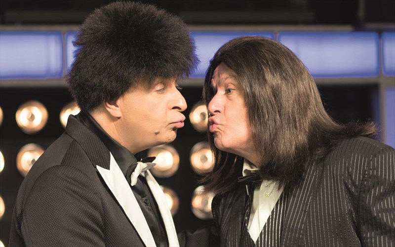 ziteitai-sef-tis-komodias-me-ton-marko-seferli-sto-theatro-delfinario