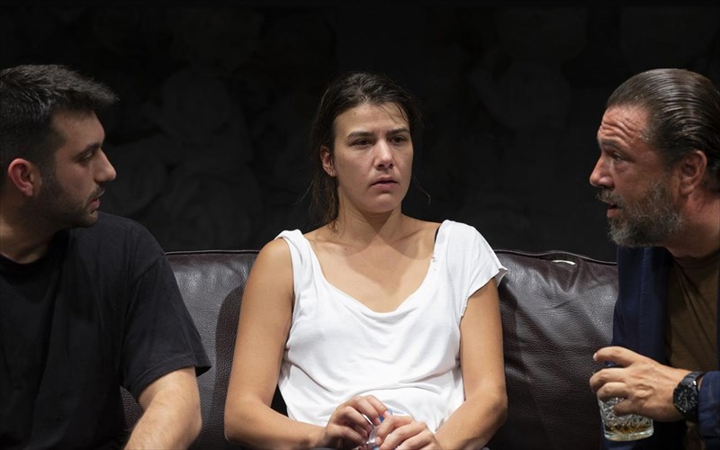 stella-koimisou-gia-3-teleutaies-parastaseis-teleutaies-parastaseis