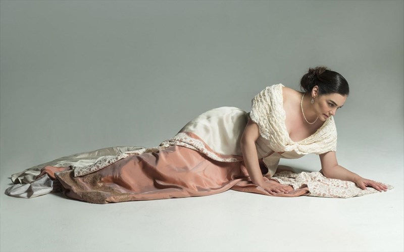 i-gogo-mprempou-ston-neo-monologo-tou-basili-murianthopoulo