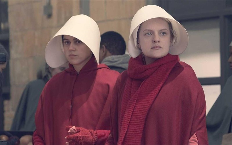 hulu-kai-mgm-idi-sxediazoun-mia-sikouel-seira-sto-the-handmaids-tale