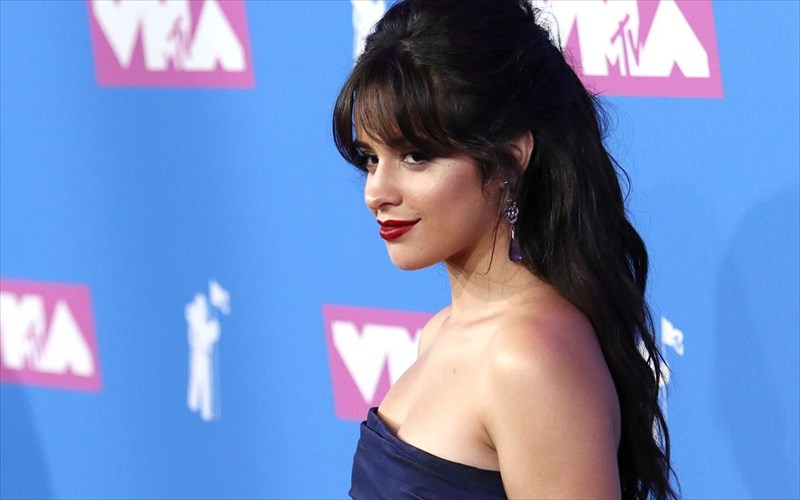 camila-cabello-tragiko-an-apagoreutoun-oi-ambloseis-kai-gamoi-omofulon-zeugarion