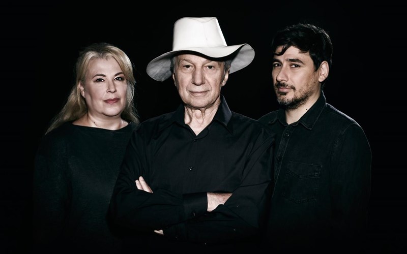 fertis-maurea-maurogeorgiou-kai-enas-alithinos-kaoumpoi