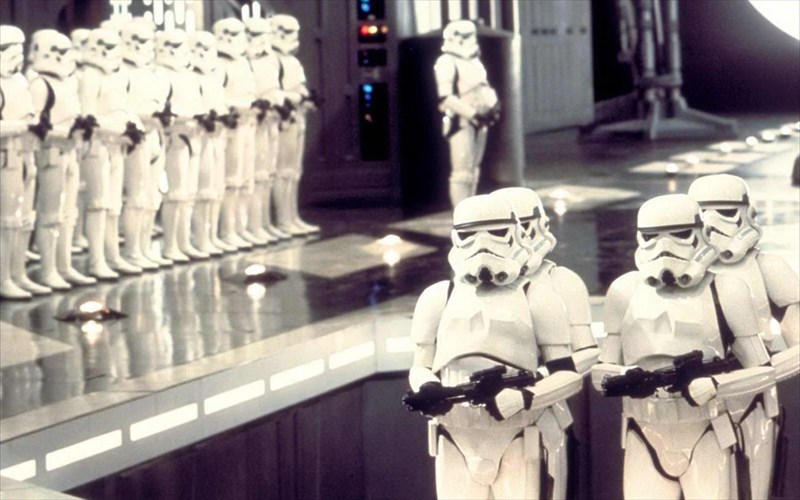 mia-apo-tis-pio-diasimes-gkafes-tou-star-wars-apektise-to-diko-tis-mockumentary
