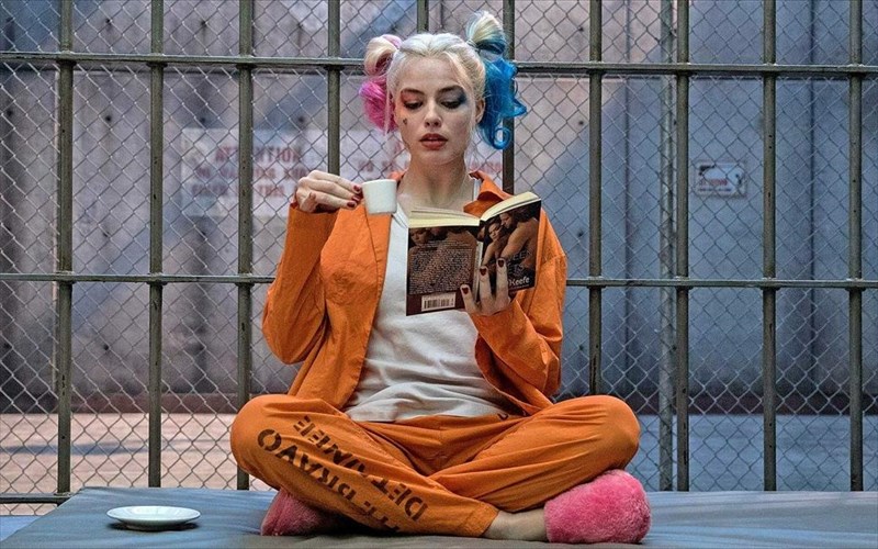 kukloforise-i-afisa-me-to-kast-tou-birds-of-prey-kai-tin-margot-robbie-afisa-me-to-kast-tou-birds-of-prey-kai-tin-margot-robbie