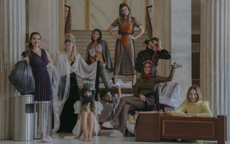 autes-einai-oi-nees-koukles-tou-nikola-androulaki