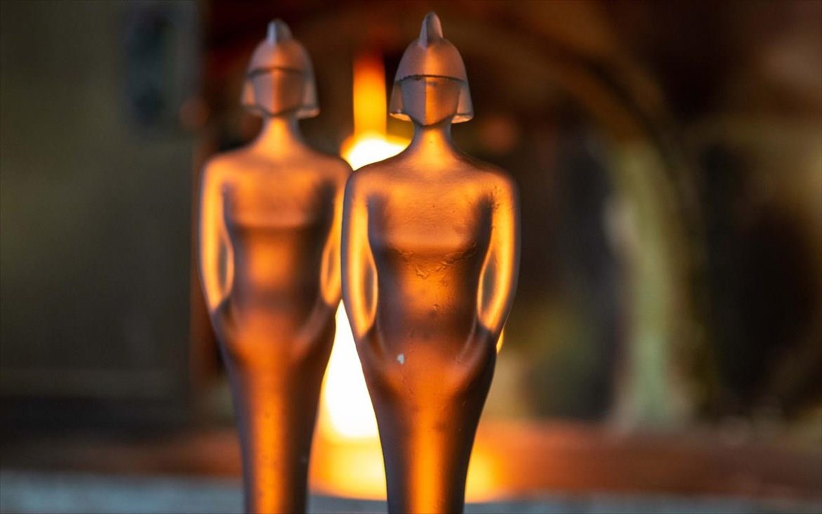 brit-awards-statue-brabeio