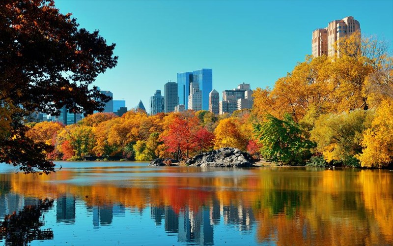 to-central-park-tis-neas-yorkis-etoimazetai-gia-allages-ekatommurion