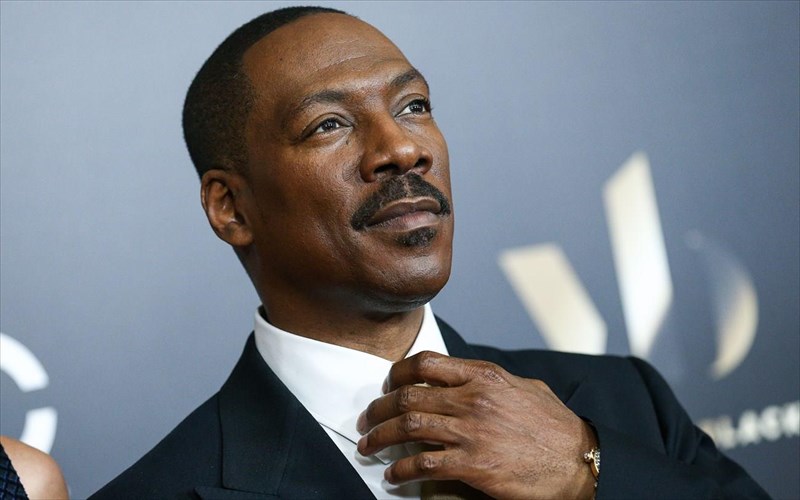 eddie-murphy-imoun-neos-me-ragismeni-kardia-kai-ligo-ilithios