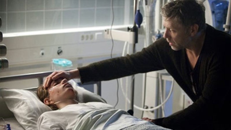 kritiki-tainias-o-ypnotistis