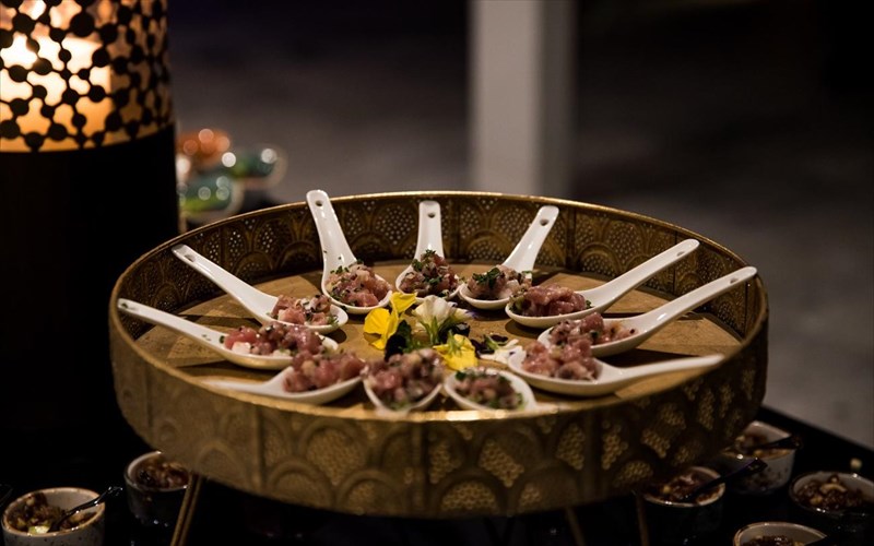 to-deipnosofistirion-catering-kalosorizei-geustika-ti-sezon