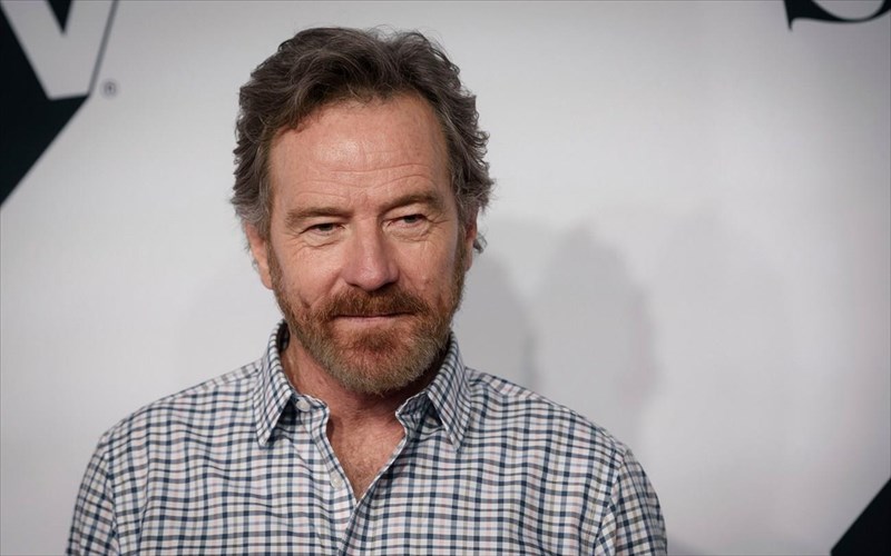 mono-upo-sugkekrimenes-proϋpotheseis-tha-epestrefe-o-bryan-cranston-sto-breaking-bad-bryan-cranston-sto-breaking-bad