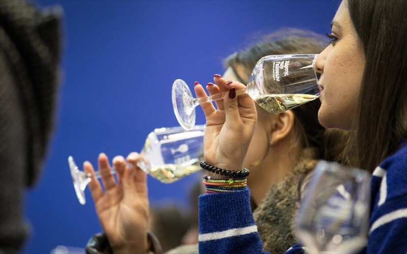 o-xartis-ton-geuseon-epistrefei-sti-thessaloniki