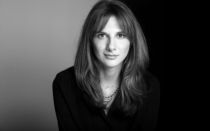 theodora-kapralou-oti-kai-na-sumbaineiguro-mas-o-erotas-panta-tha-mas-afora-erotas-panta-tha-mas-afora