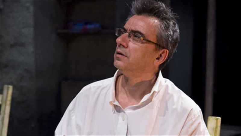 nikos-diamantis-anazito-to-megaleio-tis-zois-mesa-apo-to-tapeino