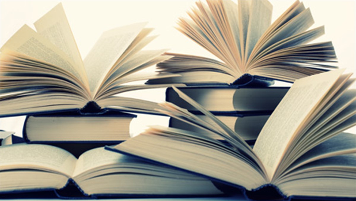 tsarls-mpoukobski-osa-den-kserate-gia-ta-paidika-tou-xronia-kai-tin-agria-efibeia-tou