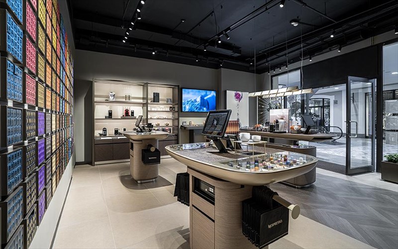 egkainia-me-aroma-kafe-sto-mcarthur-glen