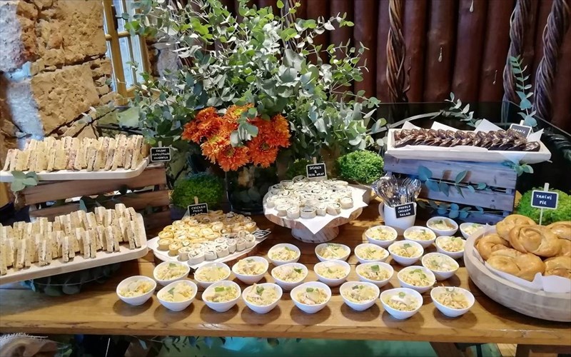 to-neo-brunch-sta-starbucks-diaferei-apo-ta-sunithismena