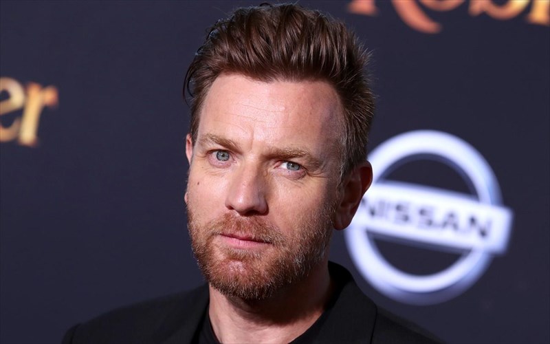 oloklironetai-to-diazugio-tou-ewan-mcgregor