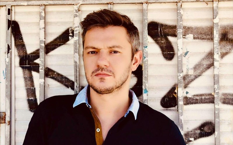 o-filippos-zarfeiadis-kai-oi-agnostes-marturies-ton-epizonton-tou-olokautomatos