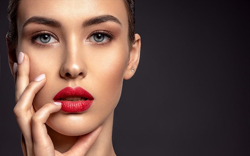 ta-mikra-mustika-piso-apo-ena-cool-makeup