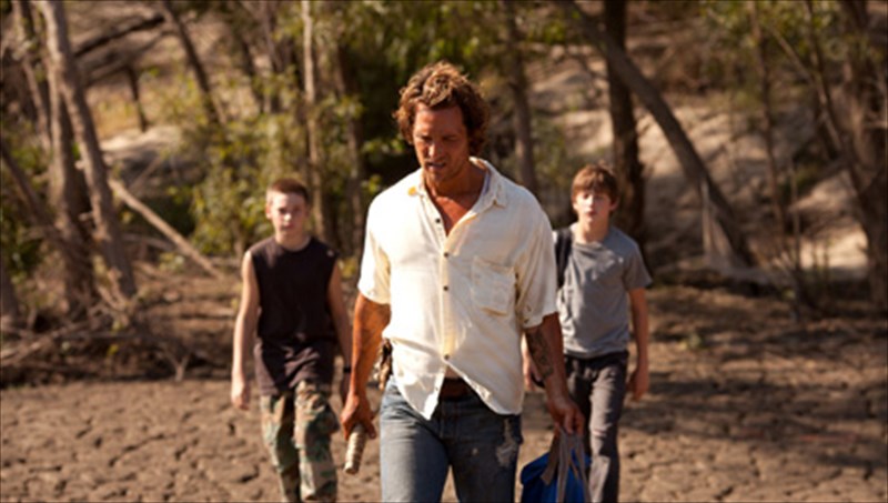 kritiki-tainiasena-kalokairi