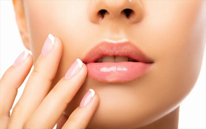 panemorfa-xeili-se-pente-kiniseis