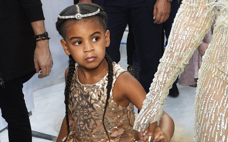 i-blue-ivy-carter-brabeutike-os-sunthetria
