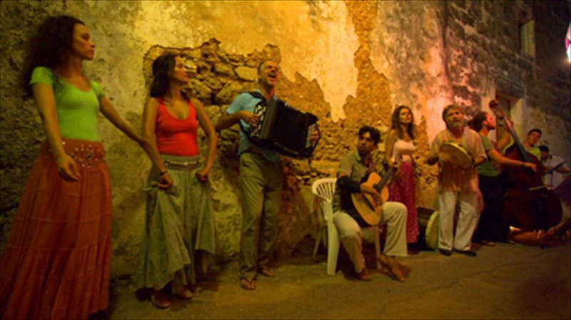 encardia-mousikoxoreutiki-ekriksi-xromaton-sti-mikri-epidauro