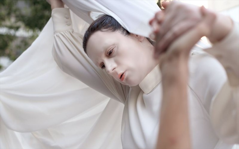 i-aderfi-mou-apo-ton-perikli-moustaki-stin-agglikaniki-ekklisia-tou-ag-paulou