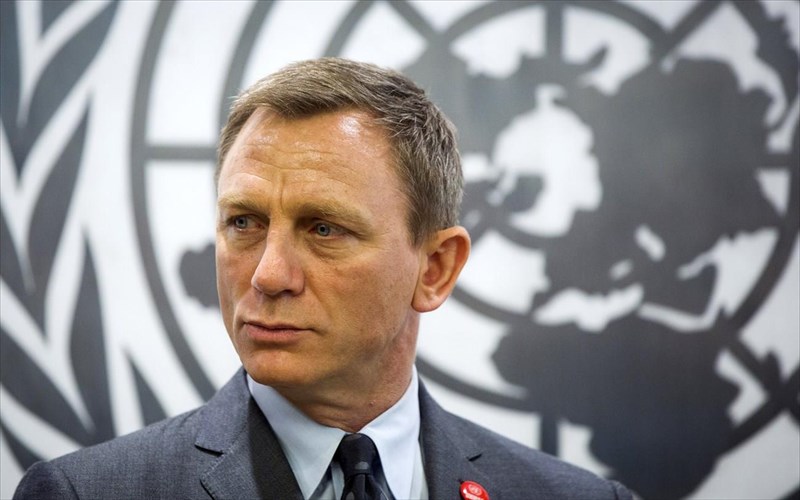 o-daniel-craig-ksekatharise-pos-den-thelei-na-sunexisei-os-James-bond