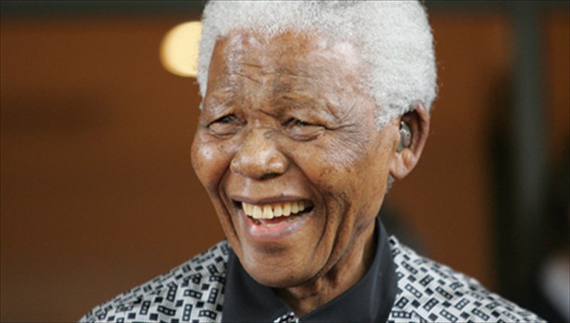 o-nelson-mantela-apokaluptetai