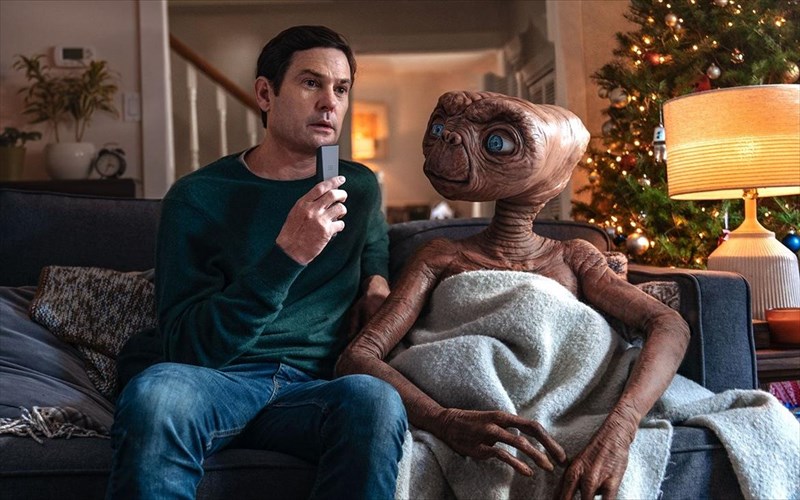 i-aprosdokiti-epistrofi-tou-et