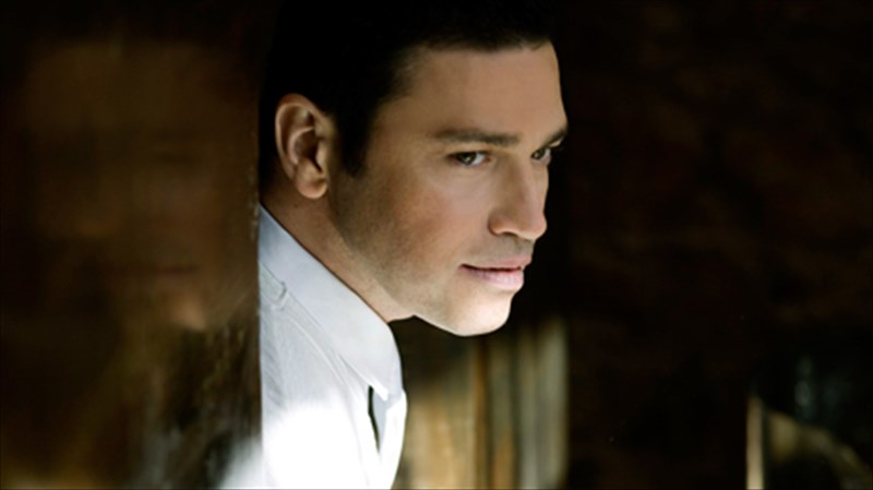 o-marios-fragkoulis-ginetai-25-kai-to-giortazei