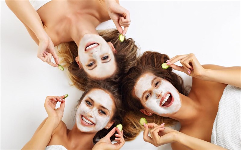 giati-to-giaourti-einai-to-no1-eliksirio-omorfias