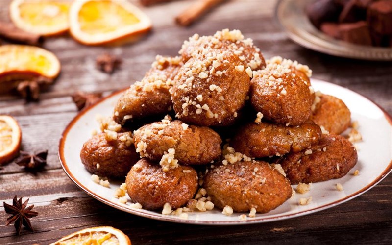 ta-mustika-gia-teleia-melomakarona