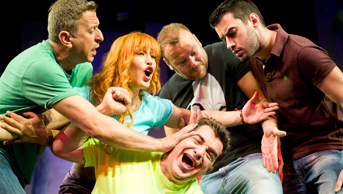 antres-etoimoi-gia-ola-en-meso-therous